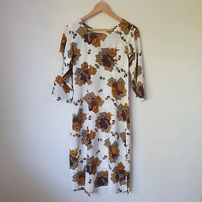 Vintage Floral Dress Size 8 • $15