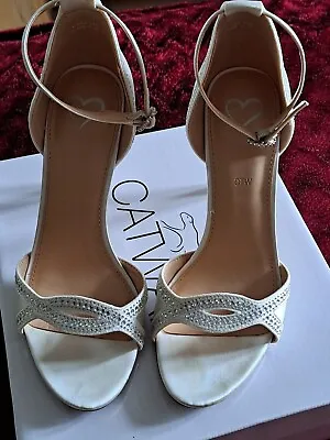 Wedding Shoes Open Toe Sandals Cream In Colour With Silver/glass Decoration • £15