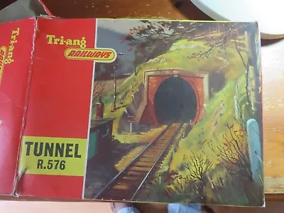 TRIANG ( 22-1521) Vintage Hornby R576 Single Track Tunnel LNIB • £9.60