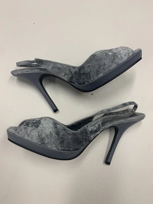 $9 • Buy Amanda Smith Silver Velvet Slingback Peep Toe Heels Shoes Size 8