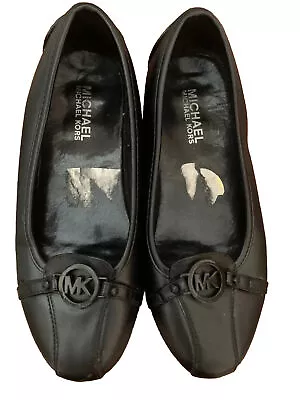 Michael Kors Black Driving Moccasin Size 7 • $20