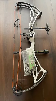 Bowtech Fanatic White RH Right Hand • $250