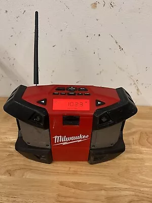 Milwaukee M12 Radio • £65