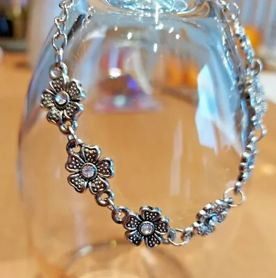*uk* Ladies Girls Antiqued Tibetan Silver Crystal Daisy Flower Bracelet 6  + 2 . • £4.99