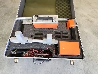 Metrotech 810 RF Line Tracer Utility Wire Cable Pipe Locator W/Case UNTESTED • $879