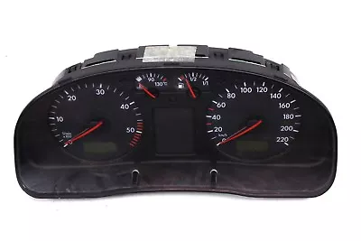 VW Passat 3B 3B1919860C Speedometer Instrument Cluster Diesel Km/h VDO • $16.15