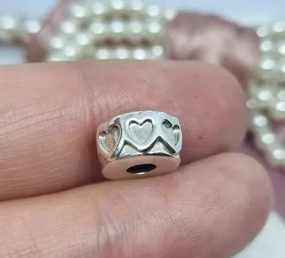 Genuine Pandora Band Of Hearts Clip Charm   💕 S925 ALE   R14 • £13.99