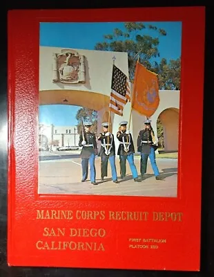 1982 MARINE CORPS Recruit Depot.  1st Battalion Platoon 1010.  April 1982. • $16.49