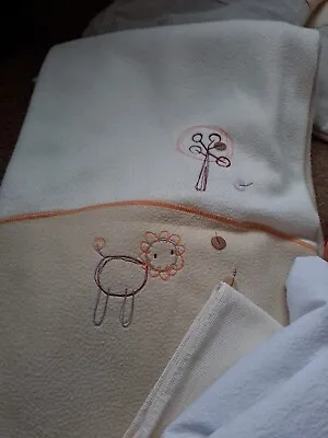Cot Bed Duvet Blanket Pillowcase And Toy Giraffe.  Mamas And  Papas Unisex • £7