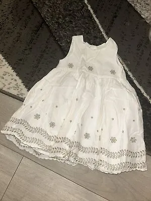 Baby Girls Dress Aged. 6-9 Months • £2.99