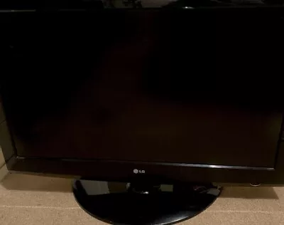 LG LCD TV 37LG3000 ZA 42” Inches 1080p + Stand • £40