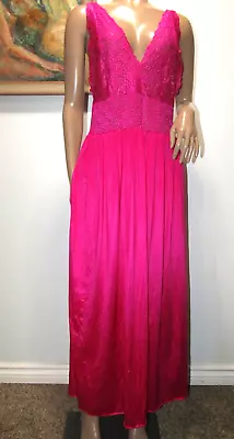 Vanity Fair Fuchsia Pink Nylon Nightgown Sweep Lace Spandex LG • $59.99