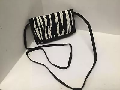 Belvah Womens Wallet Organizer Cross Body White Black Stripes H1 • £13.62