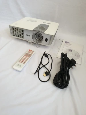 Benq W1070 3D DLP Projector 1080p Full HD Hdmi New Lamp LONDON Cinema No Bracket • £359.97