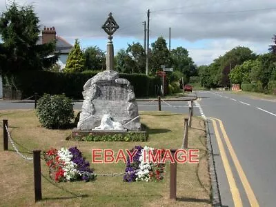 Photo  War Memorial Eckington Eckington's War Memorial Stands In The Centre Of T • £1.85