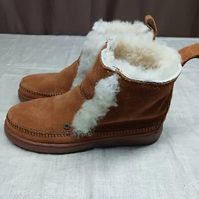 Minnetonka Jade Shearling Sheepskin Ankle Pull On Boots Size 8 Brown Suede • $39.99