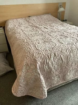 Jacquard Bedspread/ Throw 72  Wide X 90  Length • £14