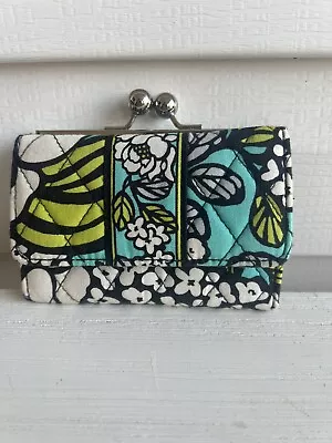 Vera Bradley Tri-fold Wallet In ISLAND BLOOMS • $15