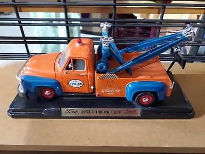 Road Signature 1953 Ford F-100 Wrecker Tow Truck Orange 1:18 • $27