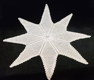$6.99 • Buy Vintage Antique Hand Crocheted Lace Doily Tablecloth 24  STAR 1940s Design
