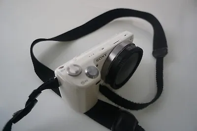 $99 • Buy Sony NEX-5N 16.1MP Digital Camera Sony White Color Body (No Battery&No Lens) 