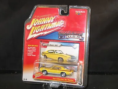 Johnny Lightning Muscle Cars Usa 1971 Buick Gsx Yellow Black Interior  R/r • $3.99