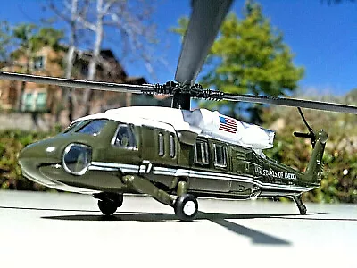 Corgi VH-60N Black Hawk Marine One President Helicopter Showcase Die-cast 1:140 • $97.95