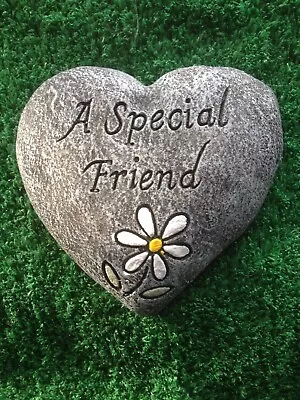 A Special Friend stone Heartmemorial plaque Concrete Ornament Grave • £9.82