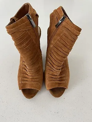 Vince Camuto Brown Suede Beaded Open Toe Zipper Block Heel Ankle Bootie Size 8.5 • $17.99