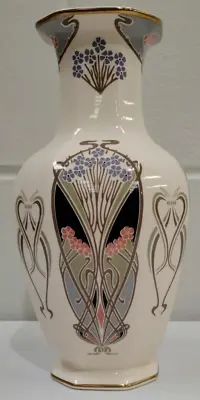 Mason's Ironstone Liberty London  Ianthe  Design Vase 8 Sided 26cm Tall • £58