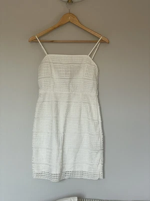 $15 • Buy Tigerlily Dress Size 8 Excellent Condition