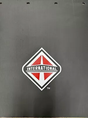 $99.99 • Buy Semi Truck Mud Flaps International 24x30 Black White/Red Logo (Pair)