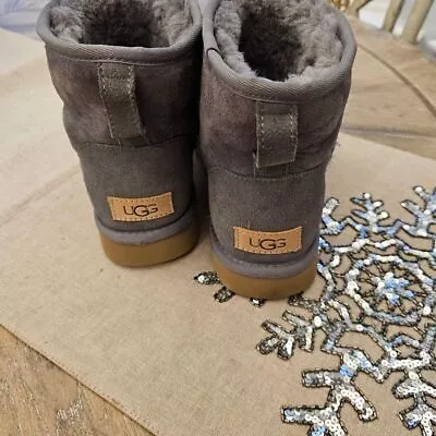 UGG Women's Classic Mini II Grey Boots 9 • $67