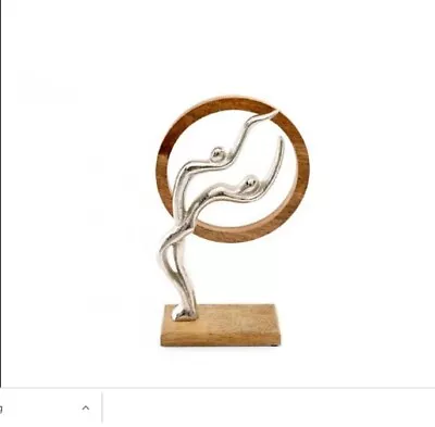 Ornament/Decoration/Statue/Figurine - COUPLE IN CIRCLE • £14.99