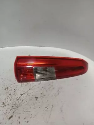 Driver Left Tail Light Station Wgn Upper Fits 01-04 VOLVO 70 SERIES 1039910 • $48.79