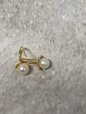 Amazing Pearl/leaf Design W/MIKIMOTO PEARLS Earrings 6.2mm • $65