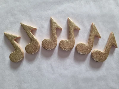 £4.95 • Buy 12 Glittery Gold Music Notes- Edible Sugar Cake Decorations / Toppers