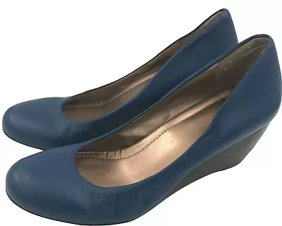 Marco Santi Size 8 Womens Closed Round Toe Wedge Pump Blue • $22