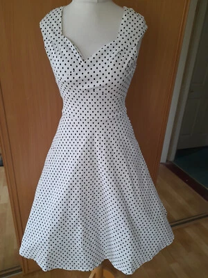 £7 • Buy White & Black Polka Dot Fit & Flare Vintage 1950s Style Dress Sz 10