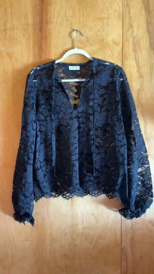 $80 • Buy Scanlan Theodore Black Top