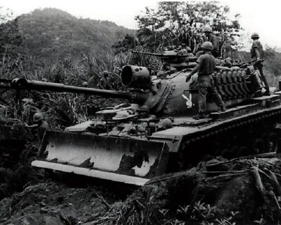 Marines With 1st Tank Battalion Bulldozer 8X10 Vietnam War Photo 442 • $7.43