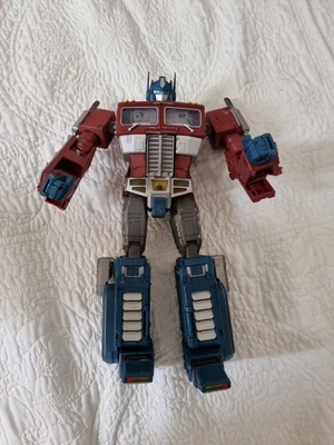 £19.99 • Buy  Transforms  MPP10 Alloy Diecast OP Prime Figure Only Battle Damage Rare.