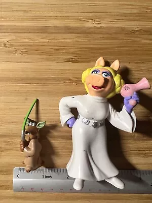 Disney Star Wars Muppets Theme Park Figures MISS PIGGY AS PRINCESS LEIA & JEDI • $14.99