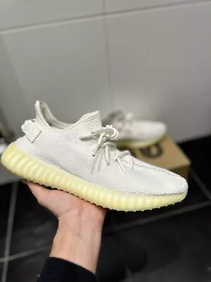 Size 9.5 - Adidas Yeezy Boost 350 V2 Triple Cream White • £119