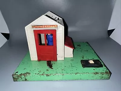 Vintage Lionel Trains Crossing Guard House O O27 Scale Railroad Building #145-17 • $0.99