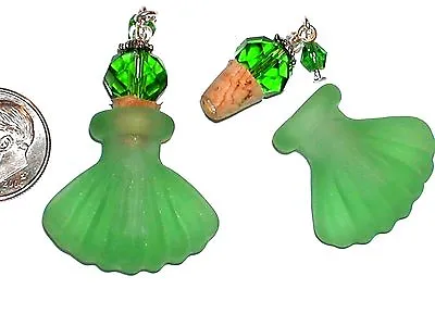 1pc Glass Crystal Ocean Sea Green Fill Shell Perfume Bottle Cork Pendant Vial * • $10
