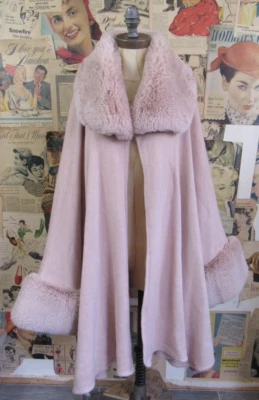 £15 • Buy Unbranded Light Pink Faux Fur Cape One Size