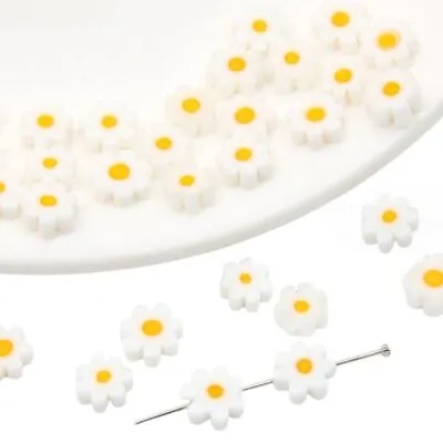 100pcs Glass Lampwork Daisy Beads Mini Flat White Flower Beads  For DIY Crafts • £9.20