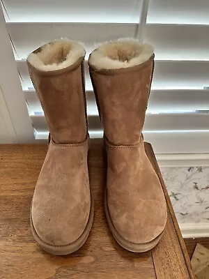 UGG Model S/N 5800 Boot US 11- Chestnut Great Condition! • $49.99