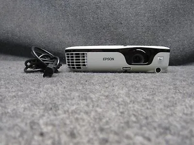 Epson PowerLite EX3212 (H533A) SVGA 2800 Lumens HDMI Home Theater 3LCD Projector • $99.99